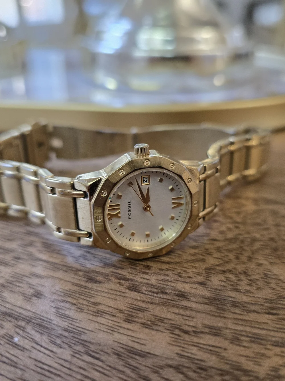 Fossil sleek wristwatch